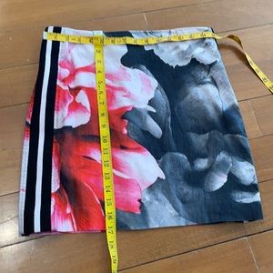 Nicole Miller Linen skirt size L